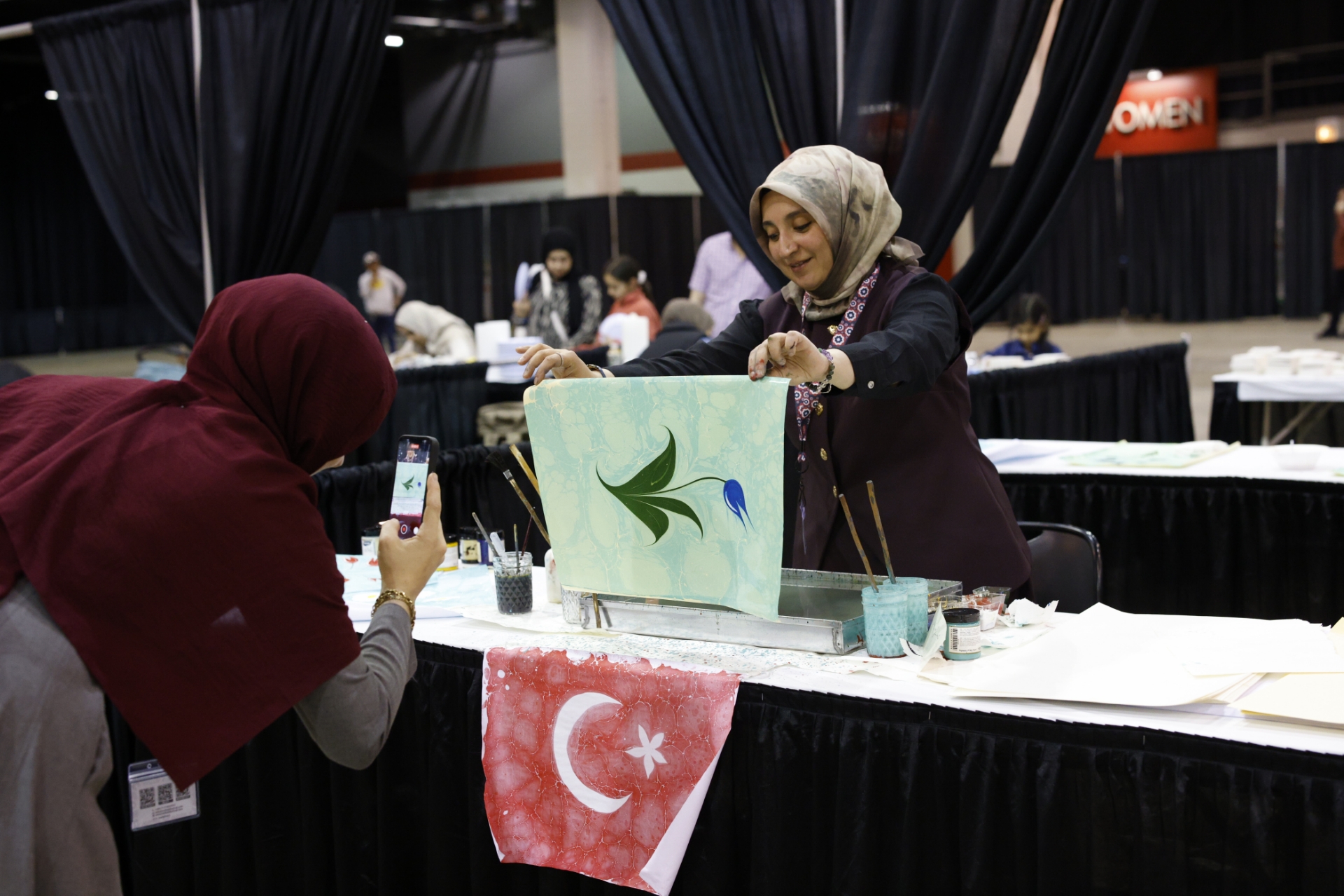 Fullscreen Gallery Image