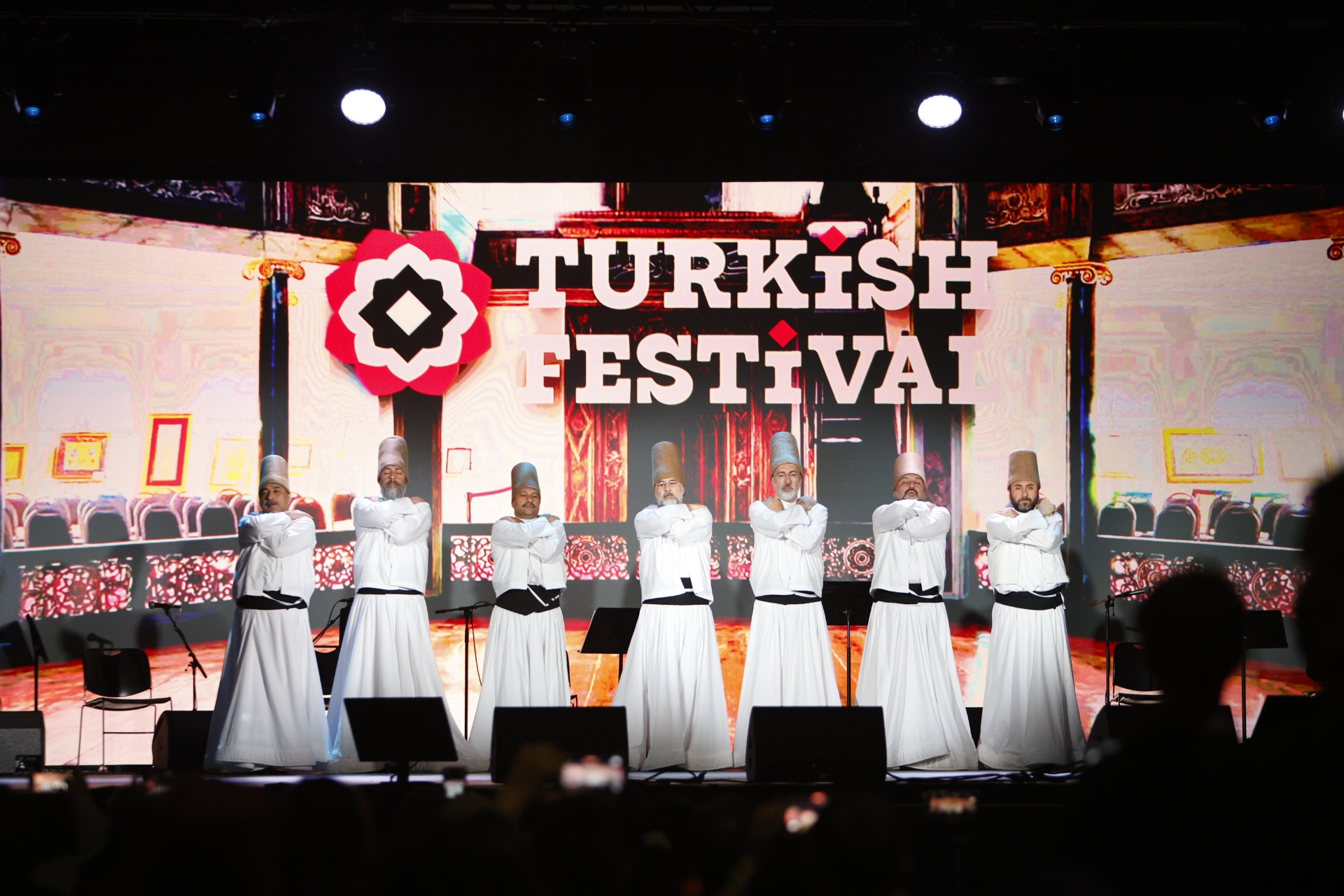 Fullscreen Gallery Image