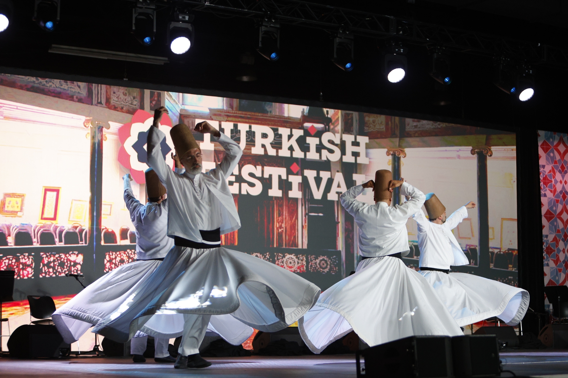 Fullscreen Gallery Image